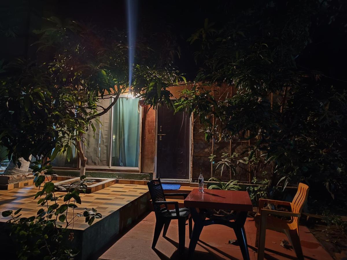 Lotus Riya Home Stay Hampi Exteriér fotografie